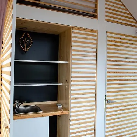 Tiny House In The Vineyard By Gramofon Wine *